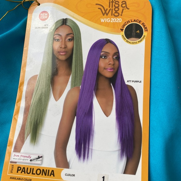 Long straight black wig middle part - Picture 2 of 3